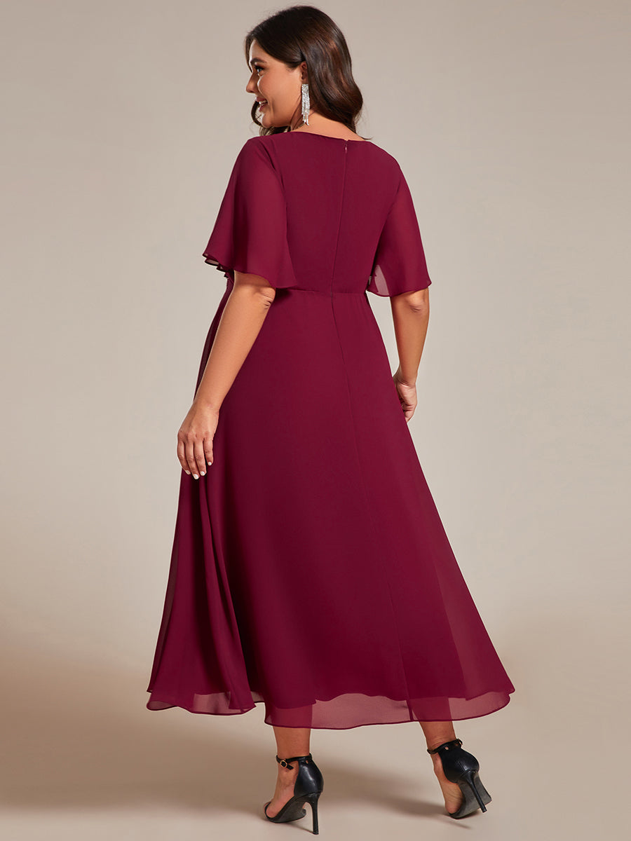Midi Länge V-Ausschnitt A-Linie Chiffon Kleid Mit Applikationen Und Raffung Details Kleid #Farbe_Burgunderrot
