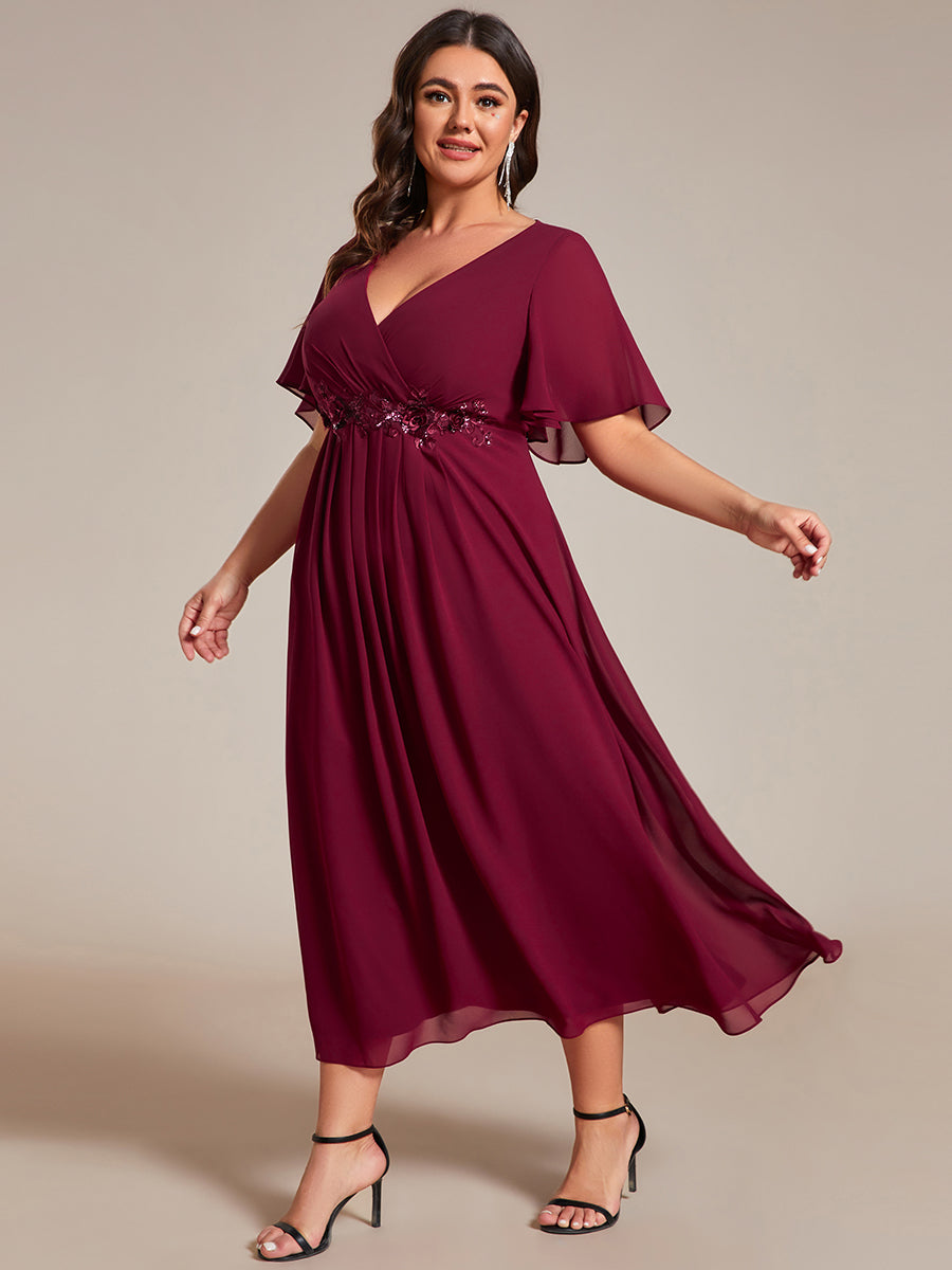 Midi Länge V-Ausschnitt A-Linie Chiffon Kleid Mit Applikationen Und Raffung Details Kleid #Farbe_Burgunderrot