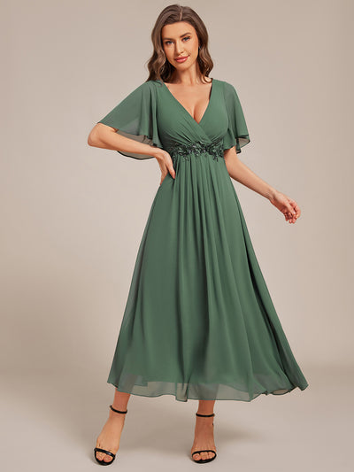 Midi Länge V-Ausschnitt A-Linie Chiffon Kleid Mit Applikationen Und Raffung Details Kleid #Farbe_Eukalyptus