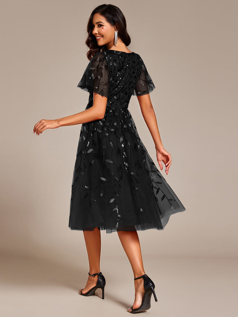 Midi Länge V-Ausschnitt A-Linie Pailletten Kleid Mit Besticktem Blumenmuster Und Gerafften Details #Farbe_Schwarz