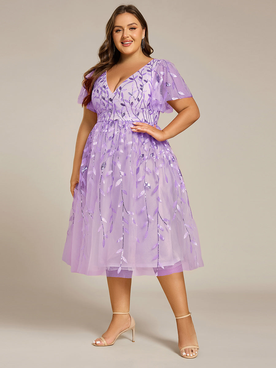 Midi Länge V-Ausschnitt A-Linie Pailletten Kleid Mit Besticktem Blumenmuster Und Gerafften Details #Farbe_Lavendel