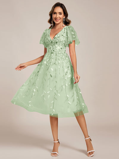 Midi Länge V-Ausschnitt A-Linie Pailletten Kleid Mit Besticktem Blumenmuster Und Gerafften Details #Farbe_Mintgrün