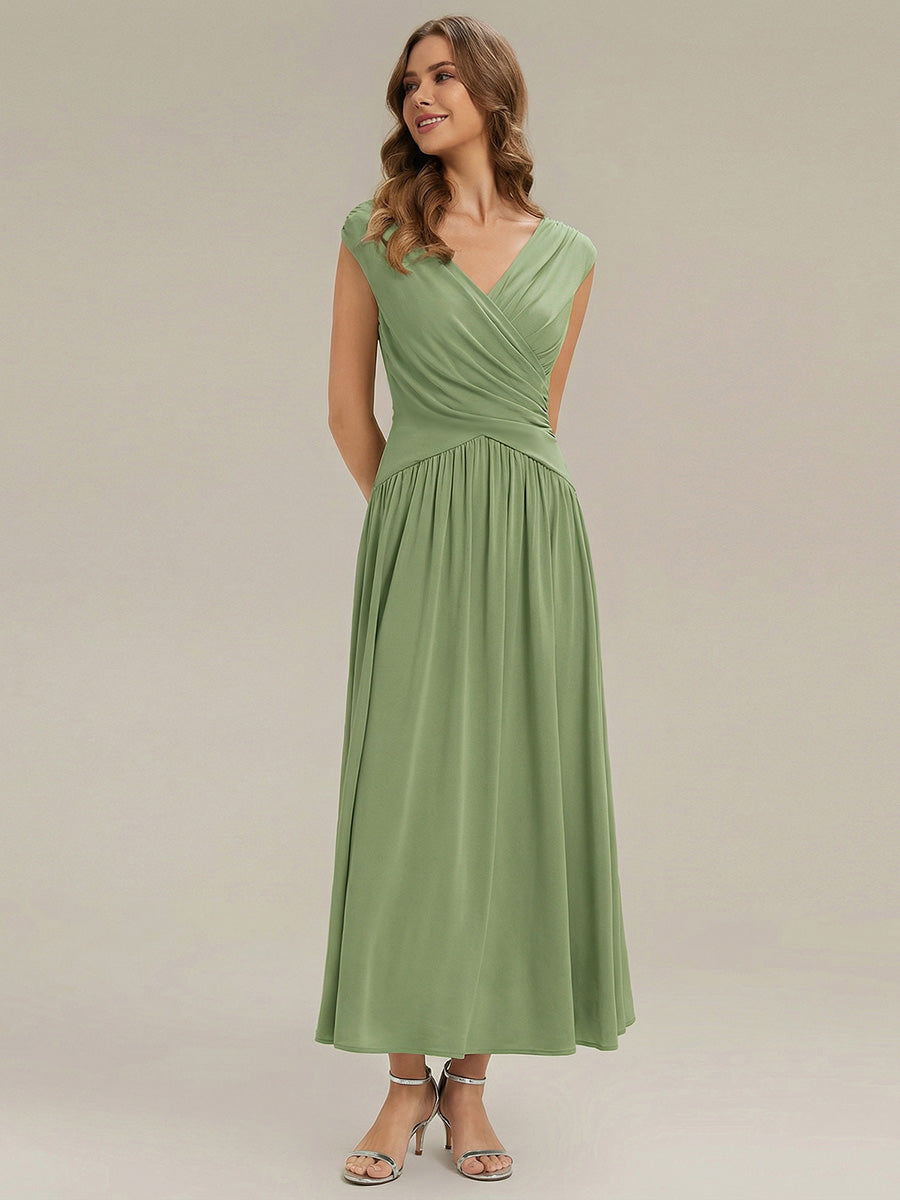Kn?chellang V-Ausschnitt A-Linien Kleid Aus Strick Mit Raffung Und P¨¹nktchen Design #Farbe_Salbeigrün