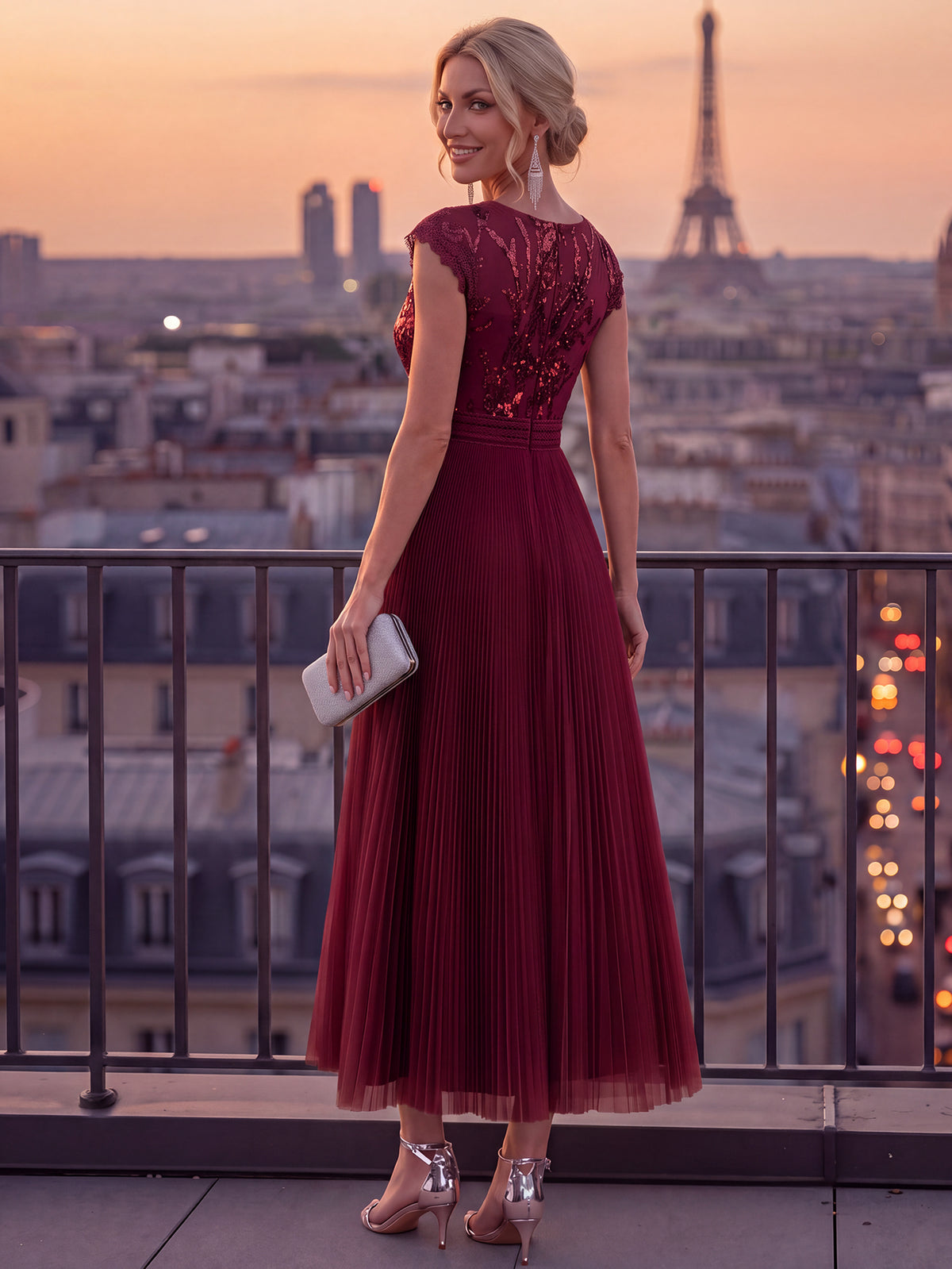 Tea L?nge Rundhals A Linie Pailletten Kleid Mit Sonnenstrahlen Falten Und Durchsichtigen Details Kleid #Farbe_Burgunderrot