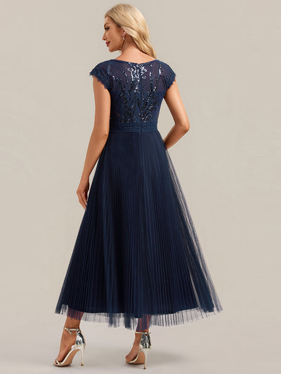 Tea L?nge Rundhals A Linie Pailletten Kleid Mit Sonnenstrahlen Falten Und Durchsichtigen Details Kleid #Farbe_Marineblau