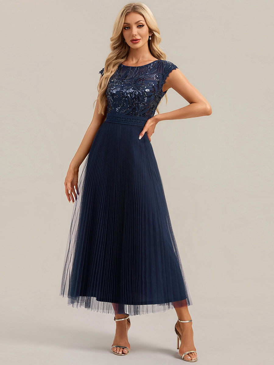 Tea L?nge Rundhals A Linie Pailletten Kleid Mit Sonnenstrahlen Falten Und Durchsichtigen Details Kleid #Farbe_Marineblau