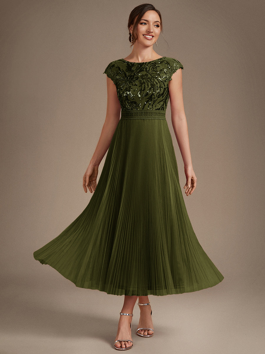 Tea L?nge Rundhals A Linie Pailletten Kleid Mit Sonnenstrahlen Falten Und Durchsichtigen Details Kleid #Farbe_Olivgrün