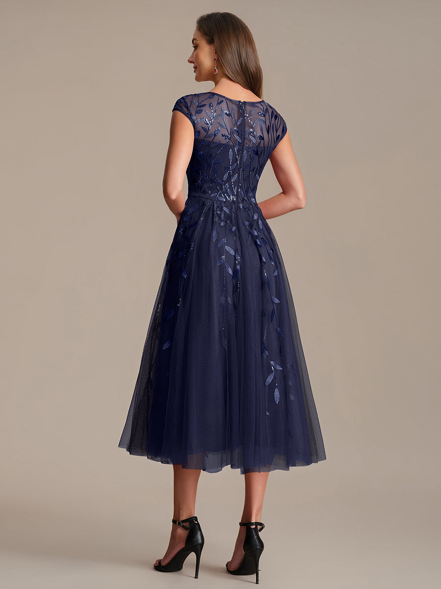 Tea L?nge A Linie Kleid Mit Rundhalsausschnitt Transparente Gestaltung Und Pailletten Kleid #Farbe_Marineblau