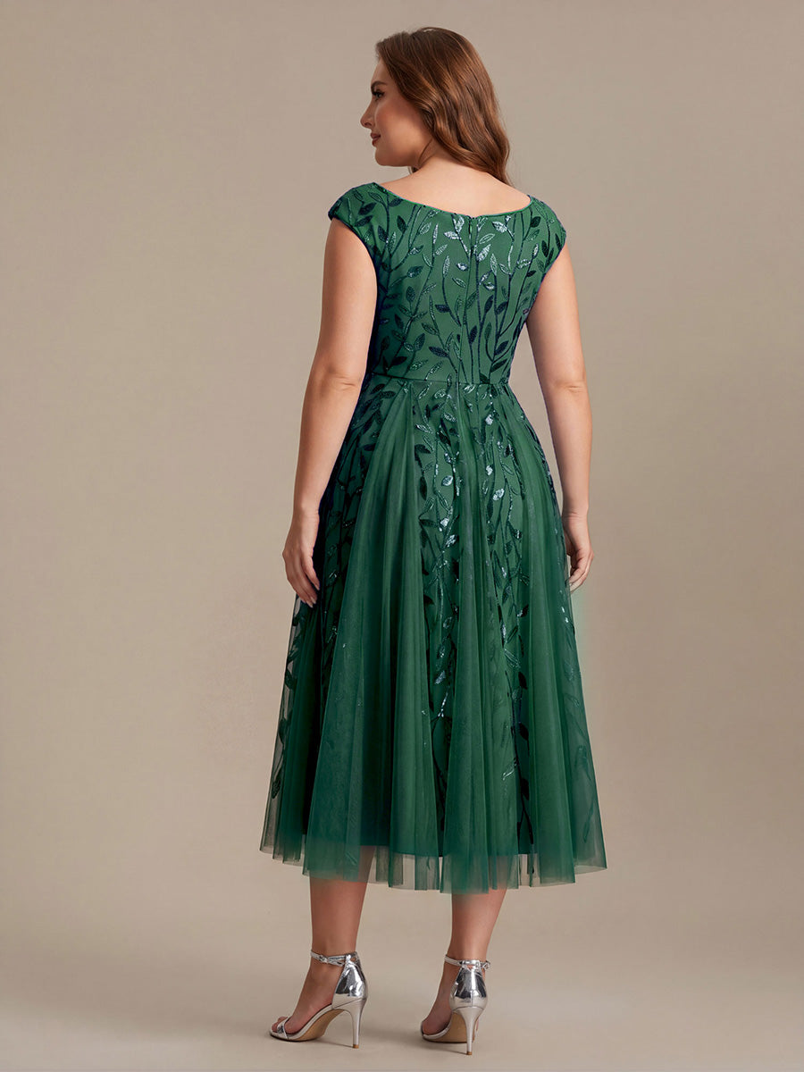 Midi Pailletten A-Linie Kleid Mit V-Ausschnitt Und Patchwork Details #Farbe_Dunkelgrün