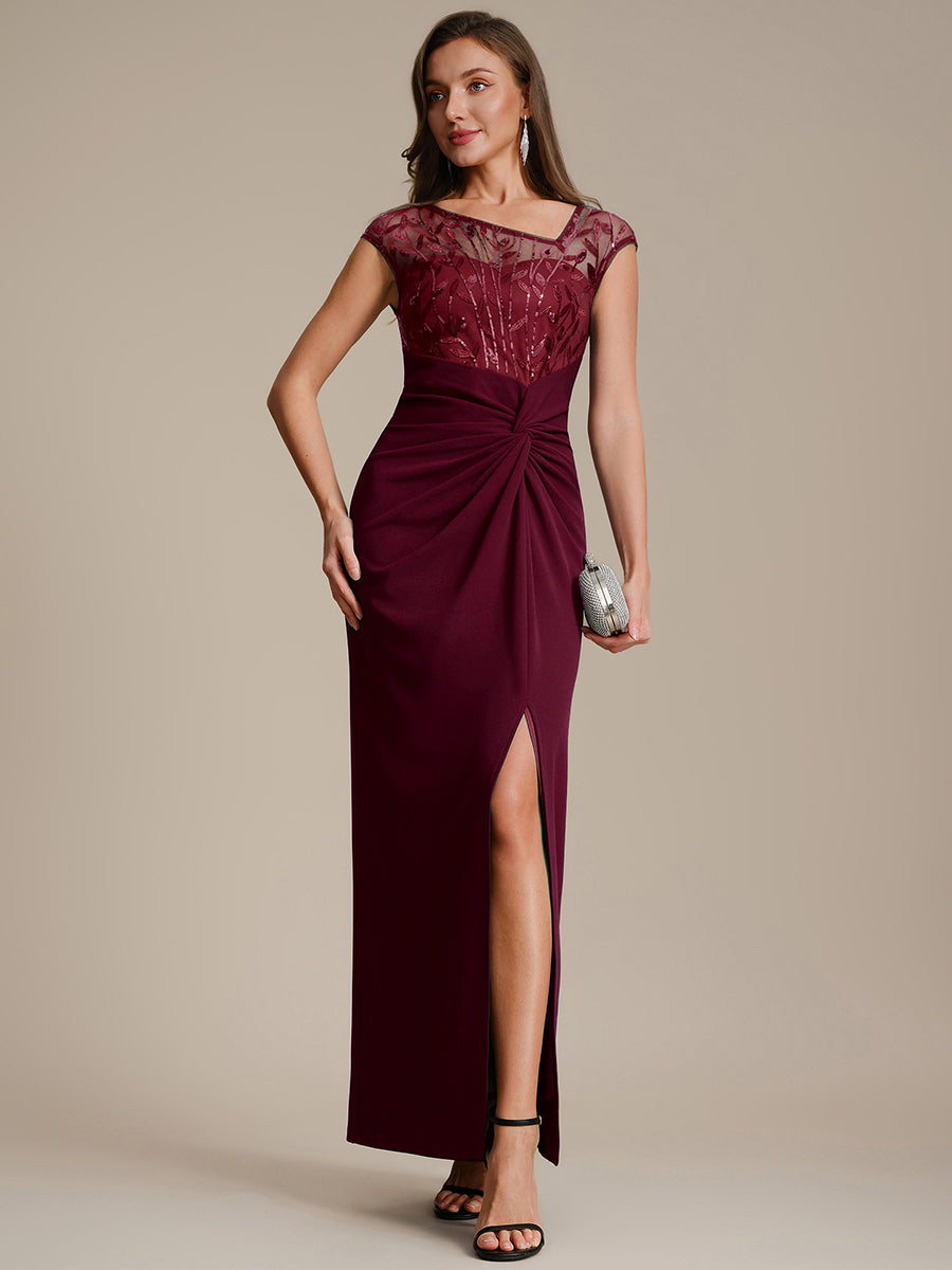 Maxi Asymmetrisches Bodycon Krepp Kleid Mit Oberschenkel Hohem Schlitz Und Pailletten Details Kleid #Farbe_Burgunderrot