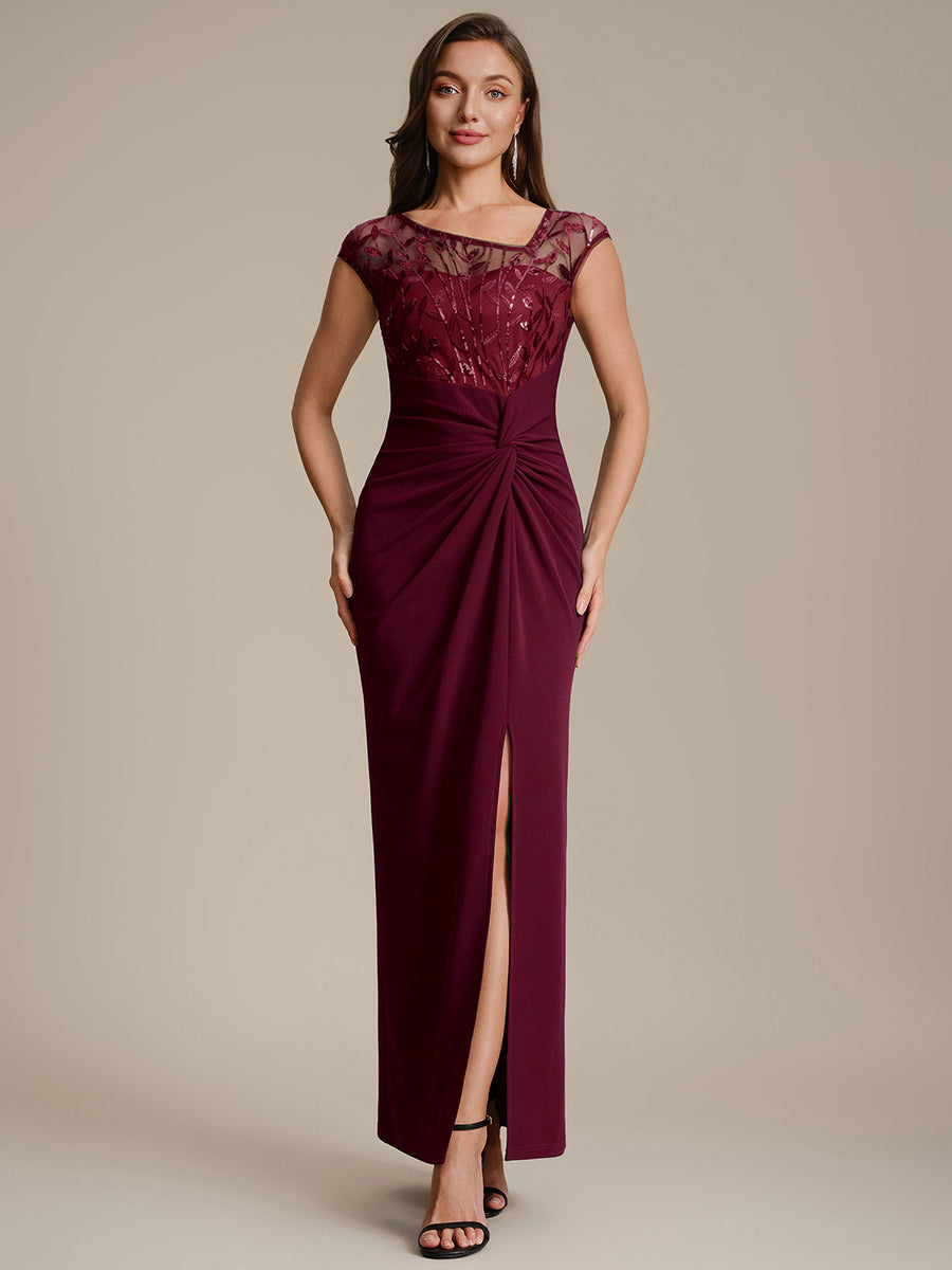 Maxi Asymmetrisches Bodycon Krepp Kleid Mit Oberschenkel Hohem Schlitz Und Pailletten Details Kleid #Farbe_Burgunderrot