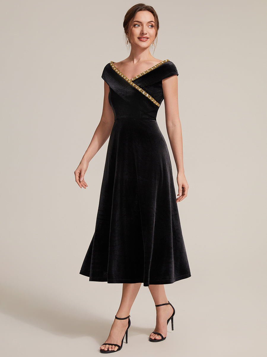 Samt V-Ausschnitt A-Linie Reißverschluss hinten Ohne Brustpolster, mit Futter. hochzeitsgastkleid #Farbe_Schwarz