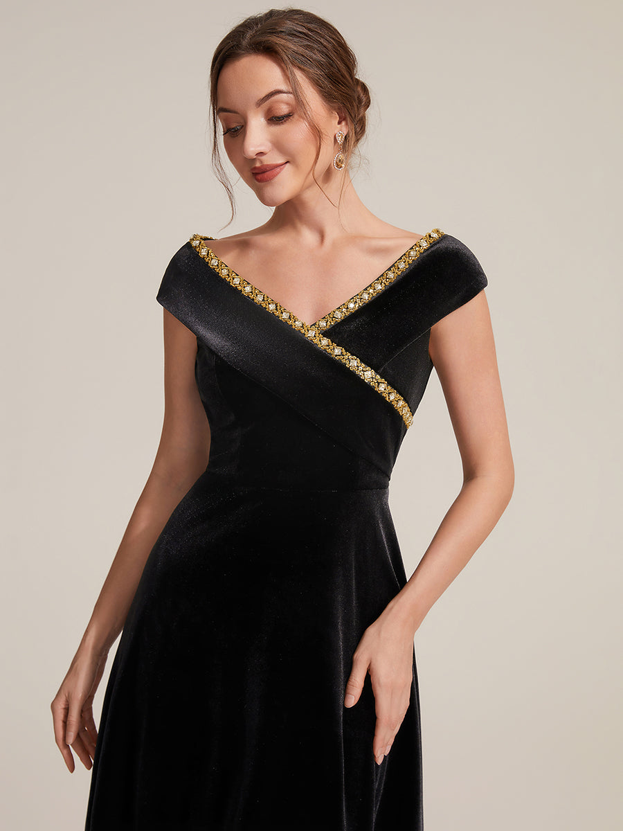 Samt V-Ausschnitt A-Linie Reißverschluss hinten Ohne Brustpolster, mit Futter. hochzeitsgastkleid #Farbe_Schwarz