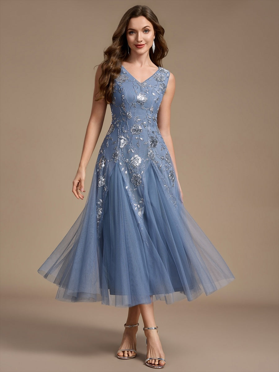 Ärmelloses Paillettenkleid mit Perlenstickerei und V-Ausschnitt hochzeitsgastkleid #Farbe_Taubenblau