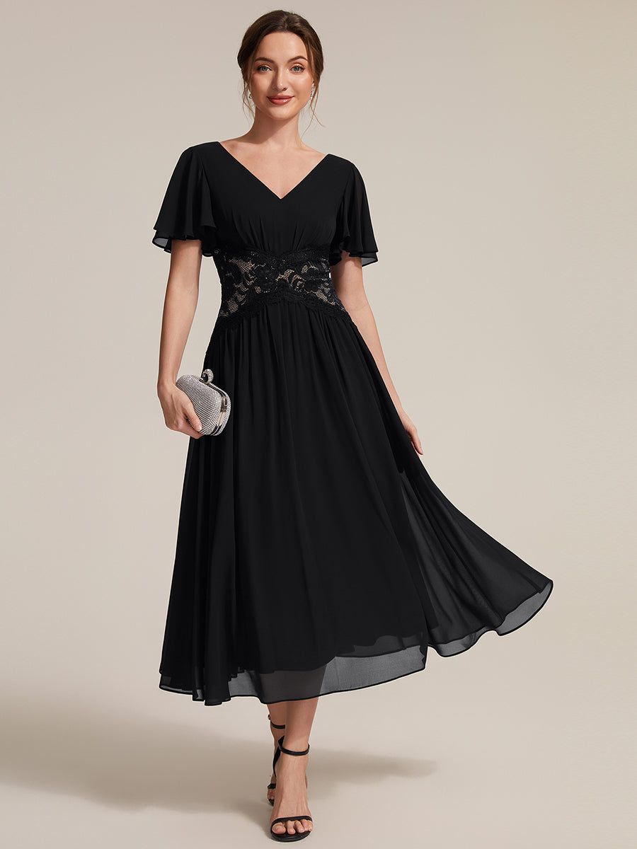 Midi Tee-Länge A-Linie Kleid Mit V-Ausschnitt Chiffon Stoff Und Rüschen Eleganter Stil Kleid #Farbe_Schwarz