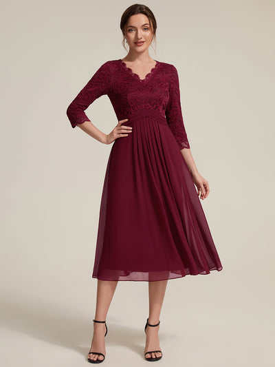Midi Tee Länge V Ausschnitt Etui Kleid Aus Spitze Elegantes Design Für Besondere Anlässe #Farbe_Burgunderrot