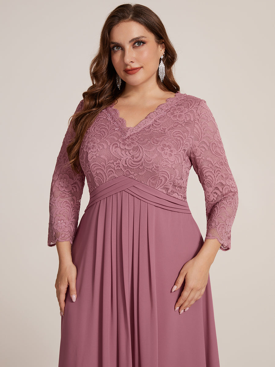 Midi Tee Länge V Ausschnitt Etui Kleid Aus Spitze Elegantes Design Für Besondere Anlässe #Farbe_Orchideenviolett