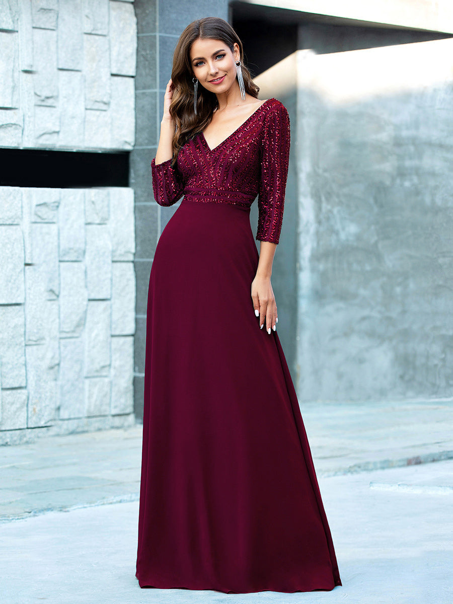 Übergrößen Bodenlanger V-Ausschnitt A-Linie Pailletten Kleid Mit Durchsichtigen Patchwork Details #Farbe_Burgunderrot