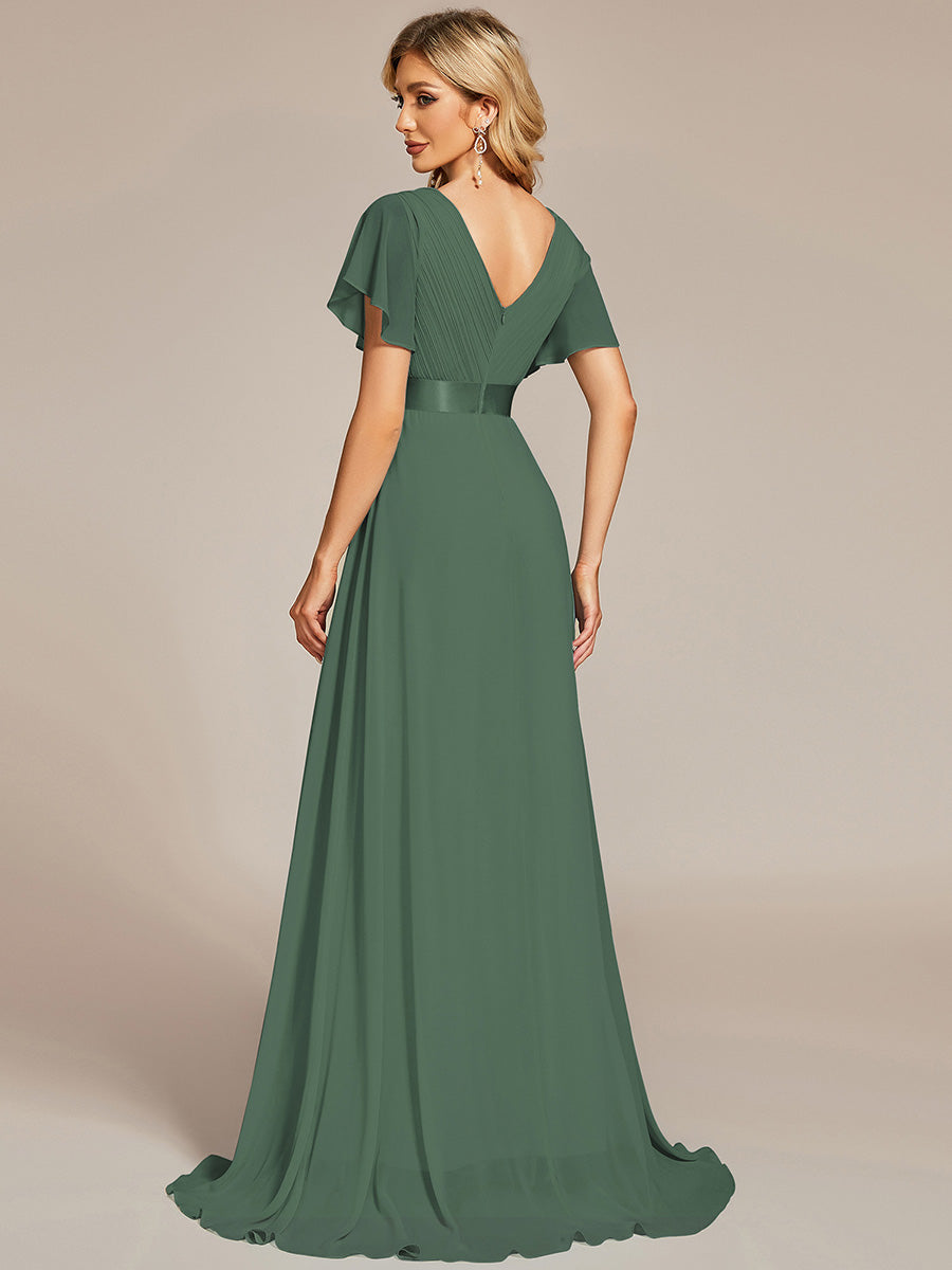 Langes Brautjungfernkleid mit Empire-Taille und kurzen, flatternden Ärmeln #Farbe_Eukalyptus