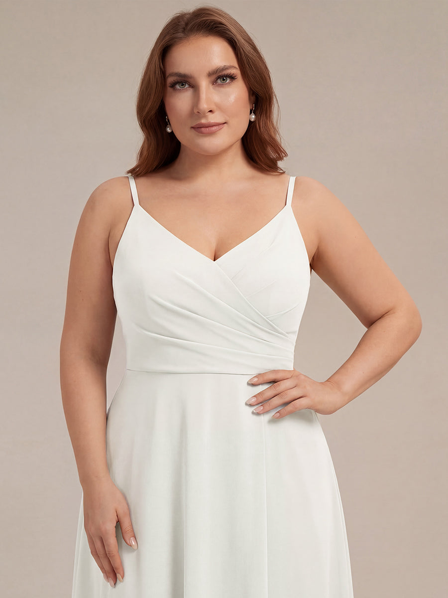 Bodenlanger V-Ausschnitt A-Linie Chiffonkleid Mit Tiefem V-Ausschnitt Und Gerafften Details Kleid #Farbe_Weiß