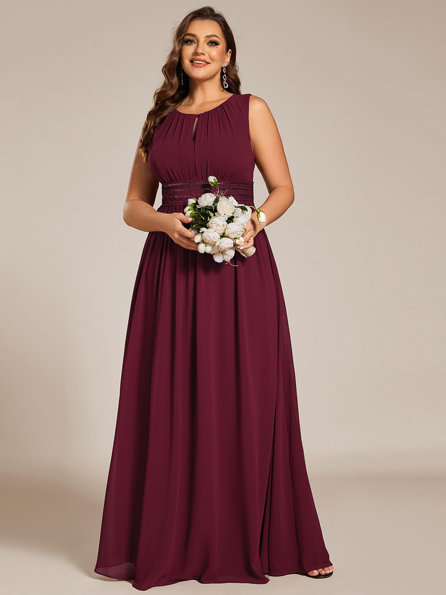 Bodenlanger A-Linien Chiffon Kleid Mit Rundhalsausschnitt Und Bestickten Details #Farbe_Burgunderrot