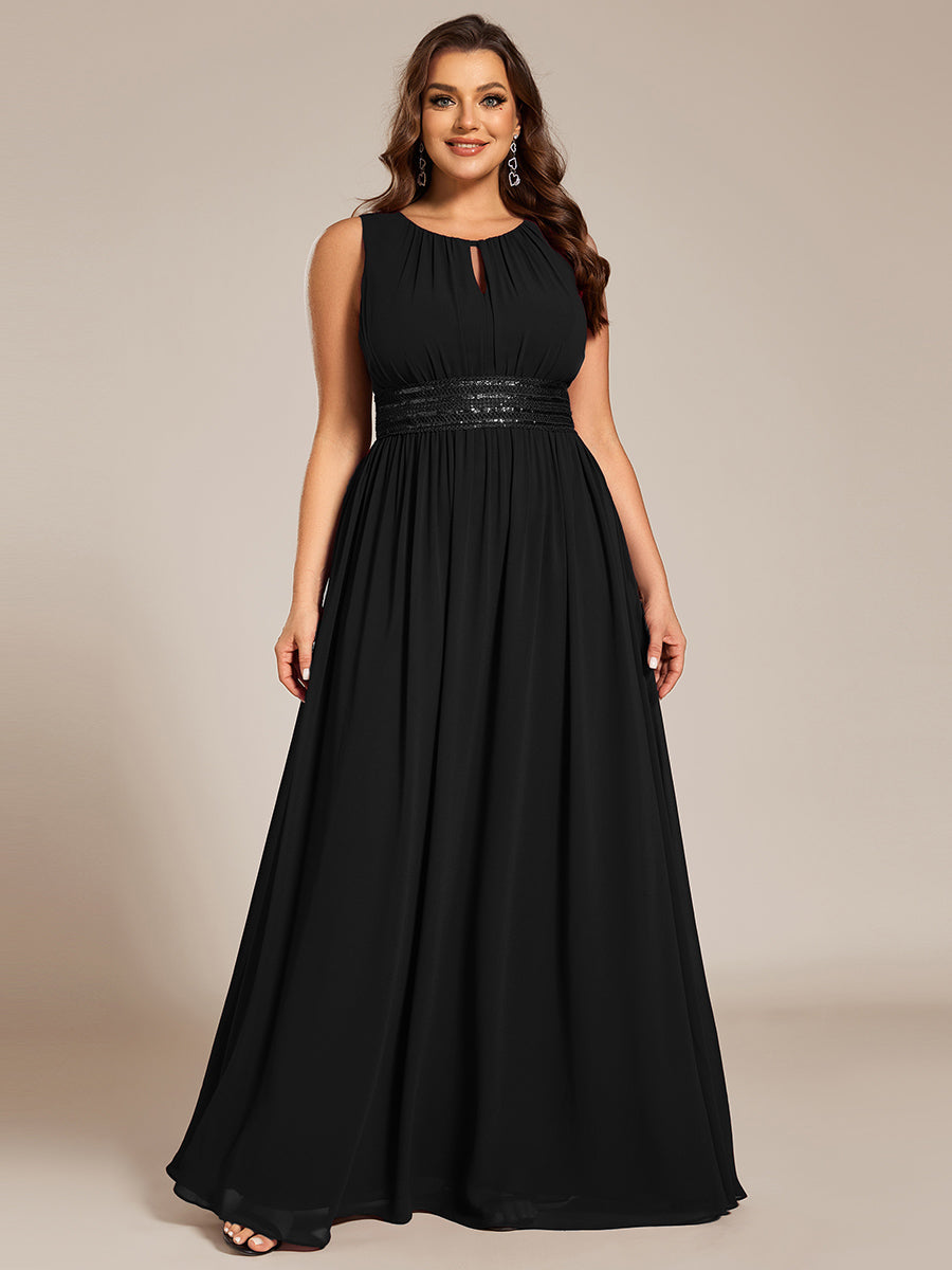 Bodenlanger A-Linien Chiffon Kleid Mit Rundhalsausschnitt Und Bestickten Details #Farbe_Schwarz
