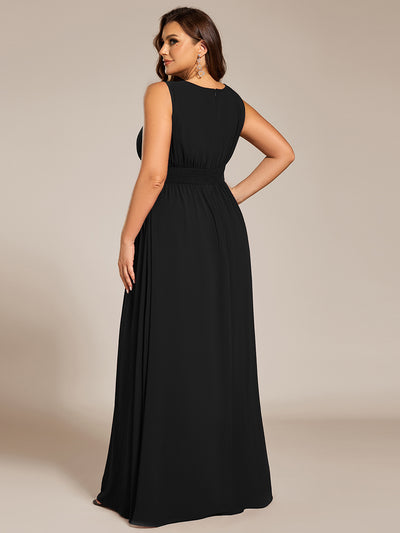 Bodenlanger A-Linien Chiffon Kleid Mit Rundhalsausschnitt Und Bestickten Details #Farbe_Schwarz