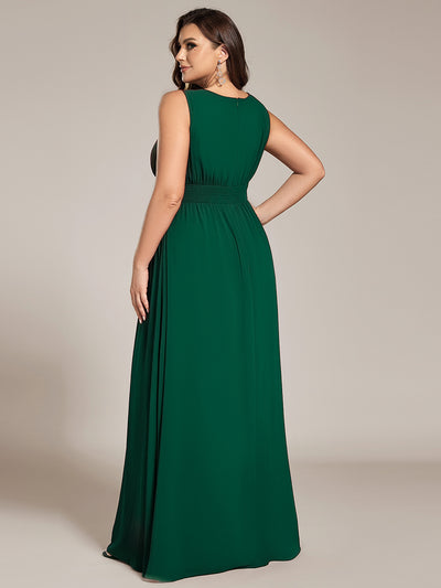 Bodenlanger A-Linien Chiffon Kleid Mit Rundhalsausschnitt Und Bestickten Details #Farbe_Dunkelgrün