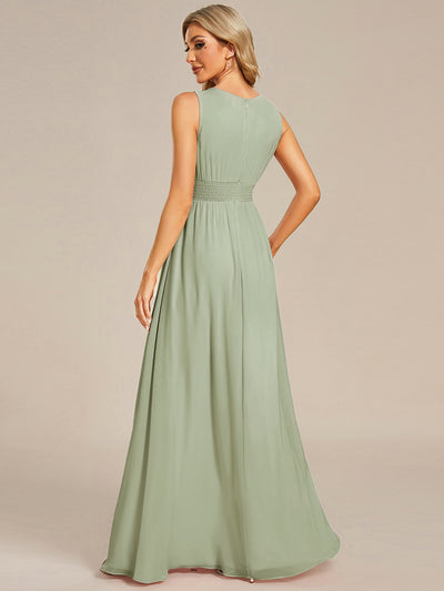 Bodenlanger A-Linien Chiffon Kleid Mit Rundhalsausschnitt Und Bestickten Details #Farbe_Mintgrün