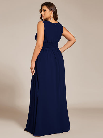 Bodenlanger A-Linien Chiffon Kleid Mit Rundhalsausschnitt Und Bestickten Details #Farbe_Marineblau