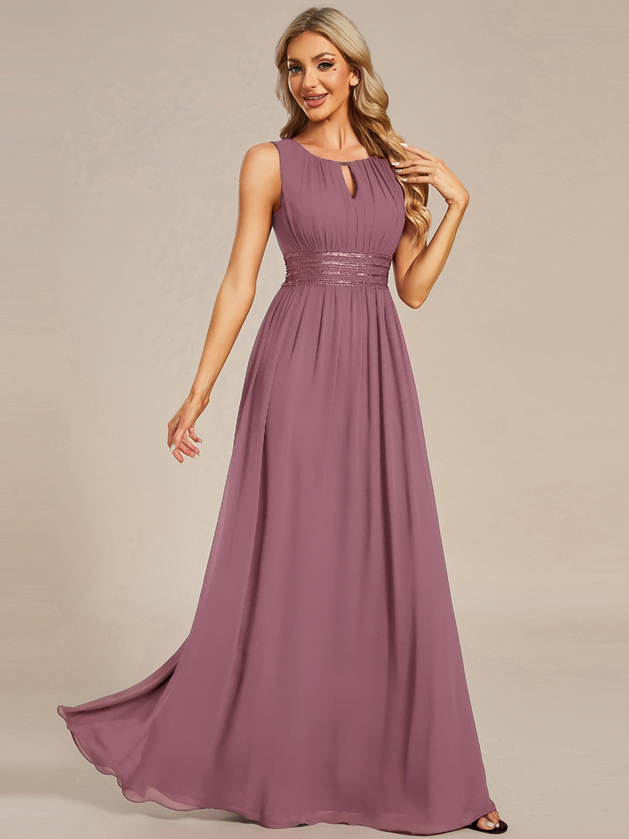 Bodenlanger A-Linien Chiffon Kleid Mit Rundhalsausschnitt Und Bestickten Details #Farbe_Orchideenviolett