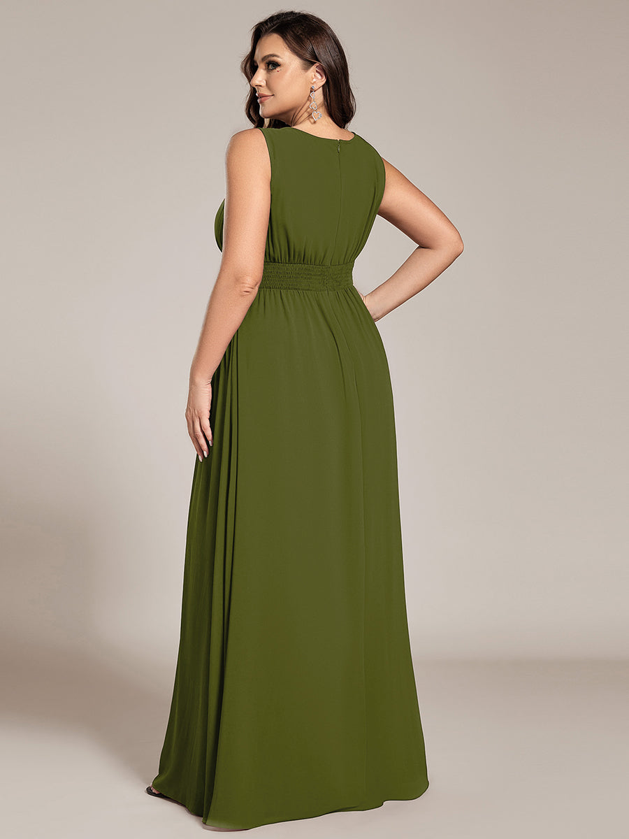 Bodenlanger A-Linien Chiffon Kleid Mit Rundhalsausschnitt Und Bestickten Details #Farbe_Olivgrün