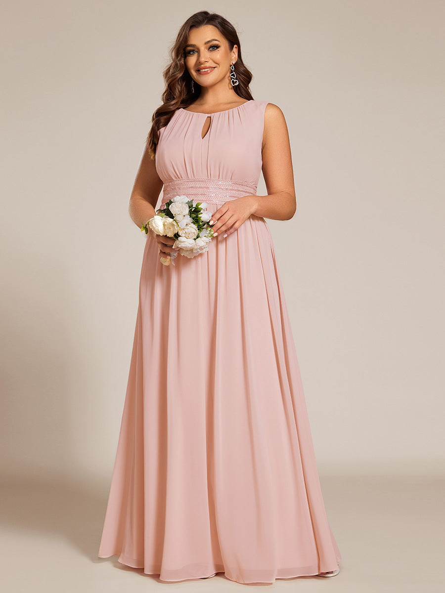 Bodenlanger A-Linien Chiffon Kleid Mit Rundhalsausschnitt Und Bestickten Details #Farbe_Pink