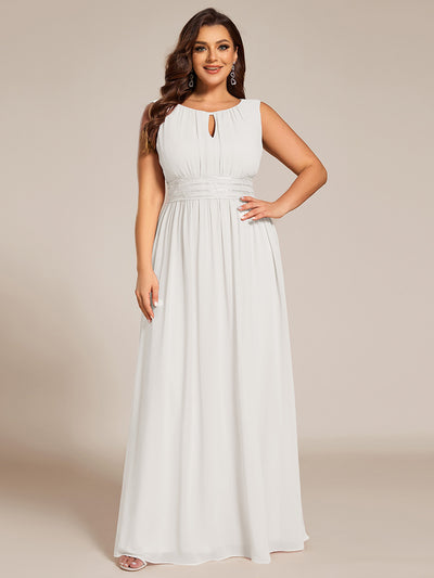 Bodenlanger A-Linien Chiffon Kleid Mit Rundhalsausschnitt Und Bestickten Details #Farbe_Weiß