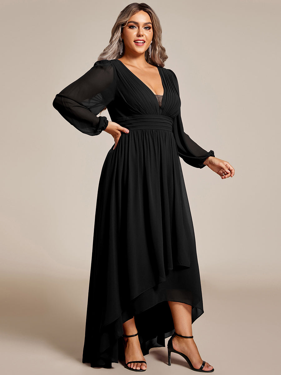 Robe d'invit¡§| de mariage trap¡§¡§ze en mousseline fluide ¡§¡è encolure ronde et longueur au genou #farbe_Schwarz