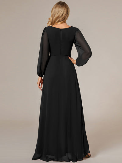 Robe d'invit¡§| de mariage trap¡§¡§ze en mousseline fluide ¡§¡è encolure ronde et longueur au genou #farbe_Schwarz
