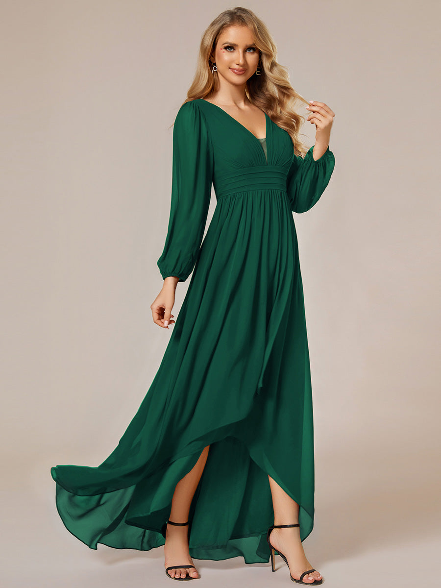 Robe d'invit¡§| de mariage trap¡§¡§ze en mousseline fluide ¡§¡è encolure ronde et longueur au genou #farbe_Dunkelgrün