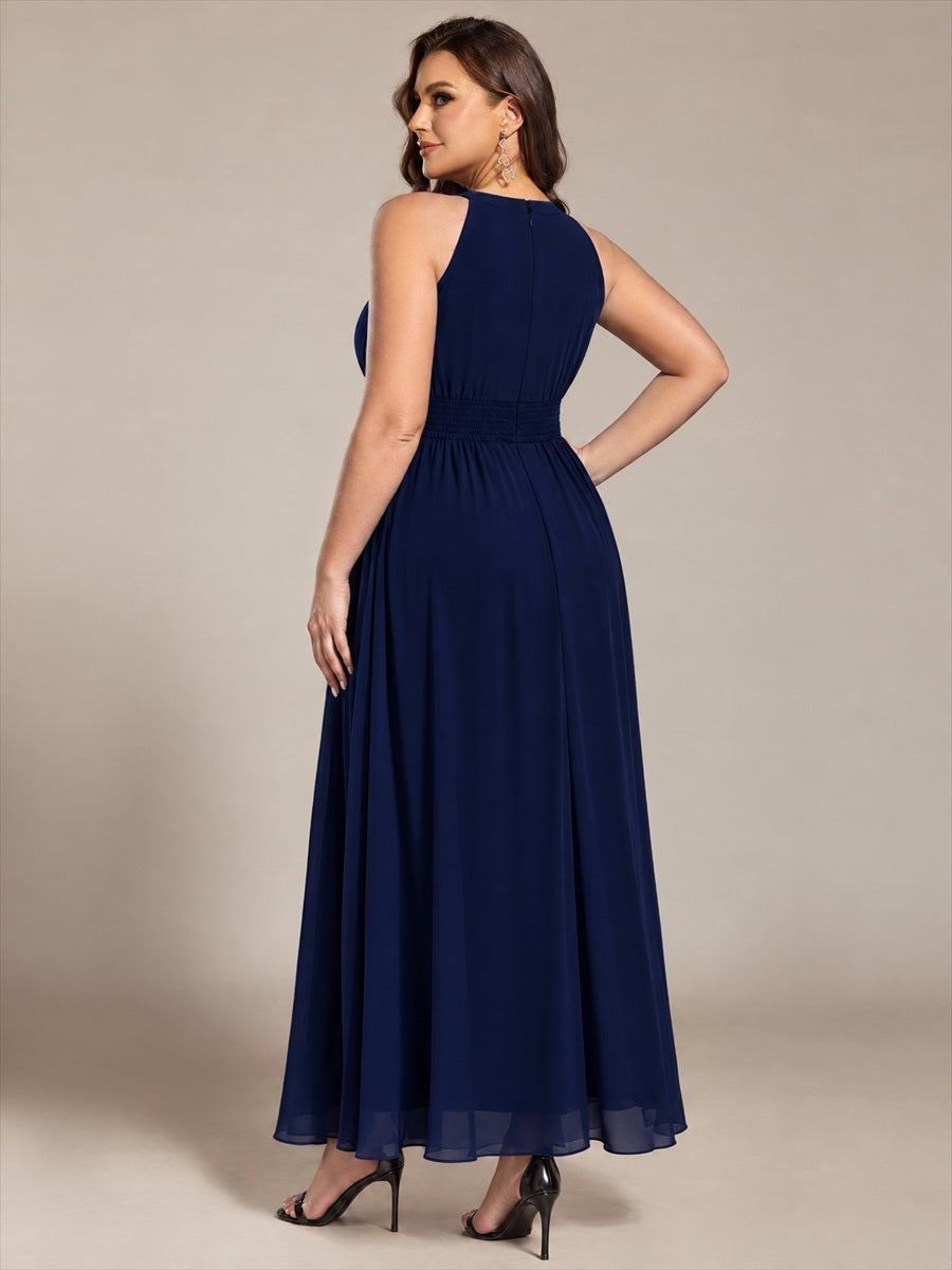 Maxilänge Halternacken Ausschnitt A-Linien Kleid Aus Chiffon Mit Corsage Für Elegante Anlässe Kleid #Farbe_Marineblau
