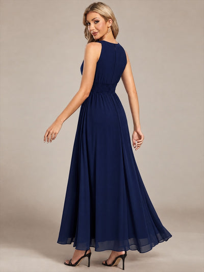 Maxilänge Halternacken Ausschnitt A-Linien Kleid Aus Chiffon Mit Corsage Für Elegante Anlässe Kleid #Farbe_Marineblau
