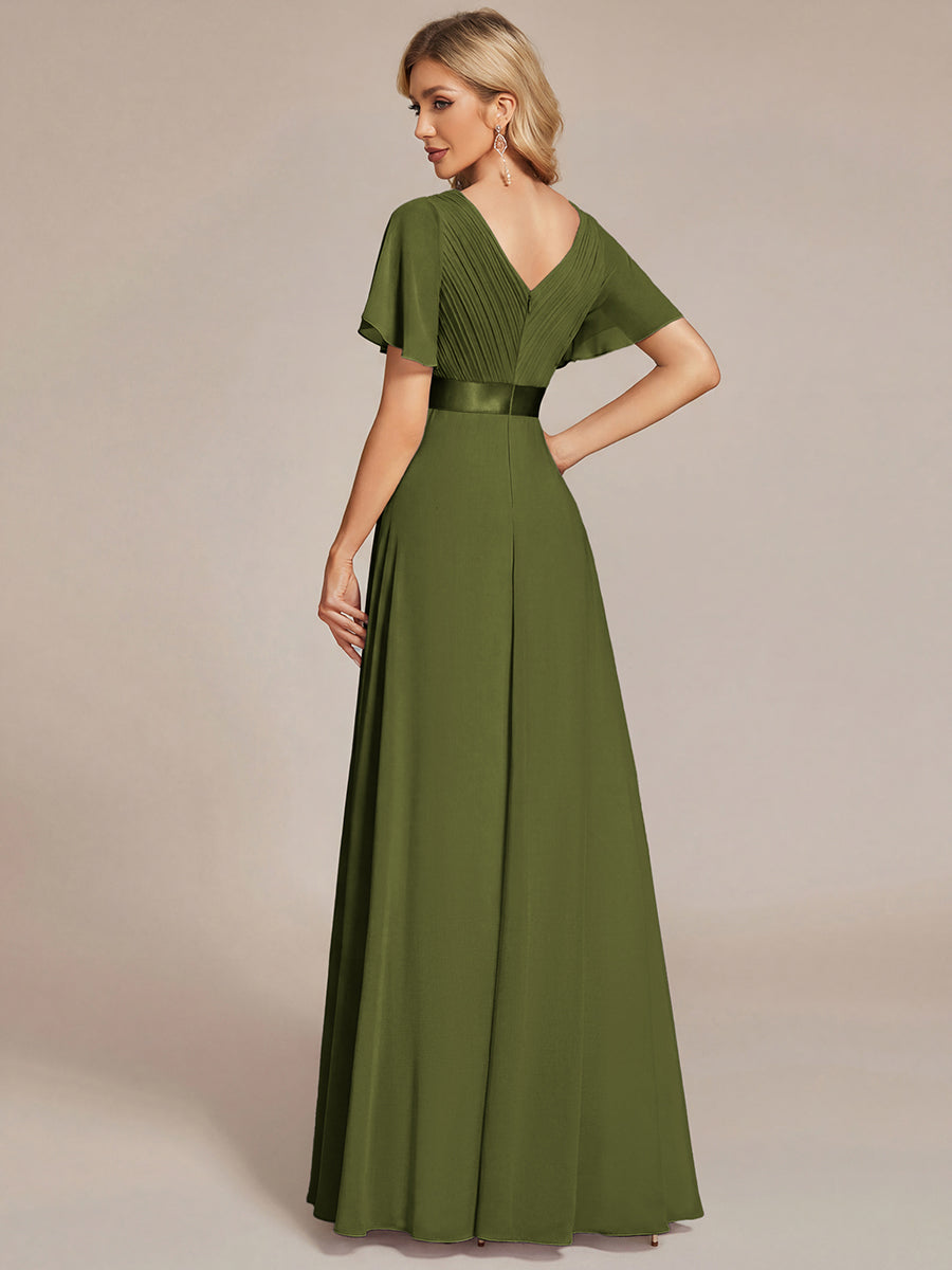 Langes Brautjungfernkleid mit Empire-Taille und kurzen, flatternden Ärmeln #Farbe_Olivgrün