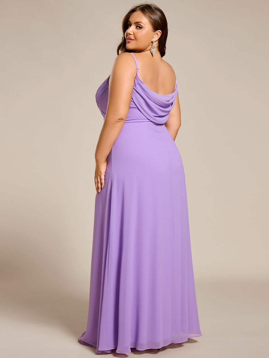 Brautjungfernkleid mit V-Ausschnitt schmalen Trägern und bodenlangem Rock #Farbe_Lavendel