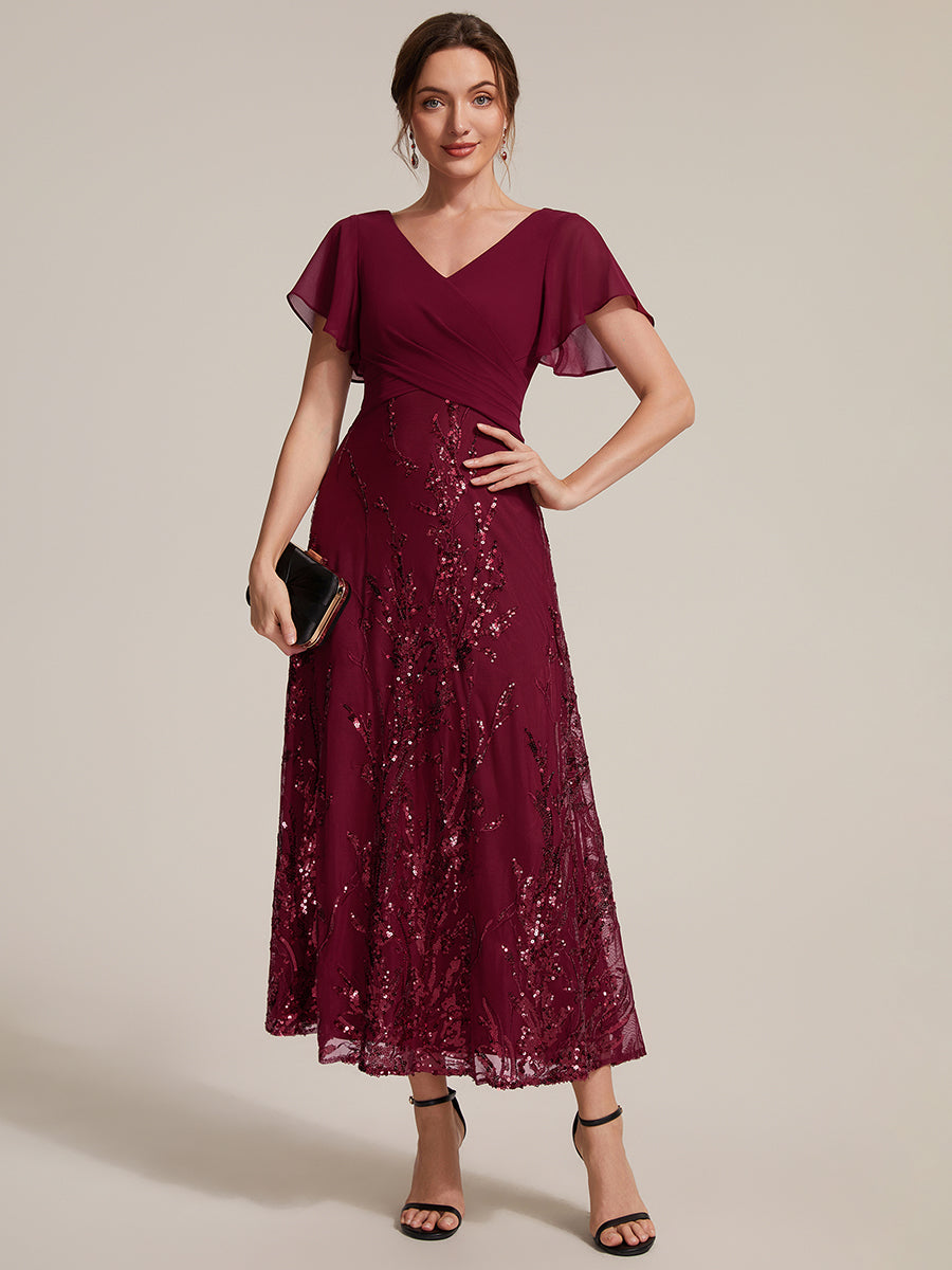 Tea Länge V Ausschnitt A Linien Kleid Aus Chiffon Mit 3D Drapierung Und Pailletten #Farbe_Burgunderrot