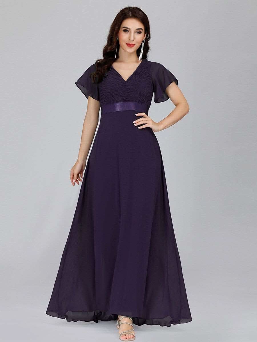 Langes Brautjungfernkleid mit Empire-Taille und kurzen, flatternden Ärmeln #Farbe_Dunkelviolett